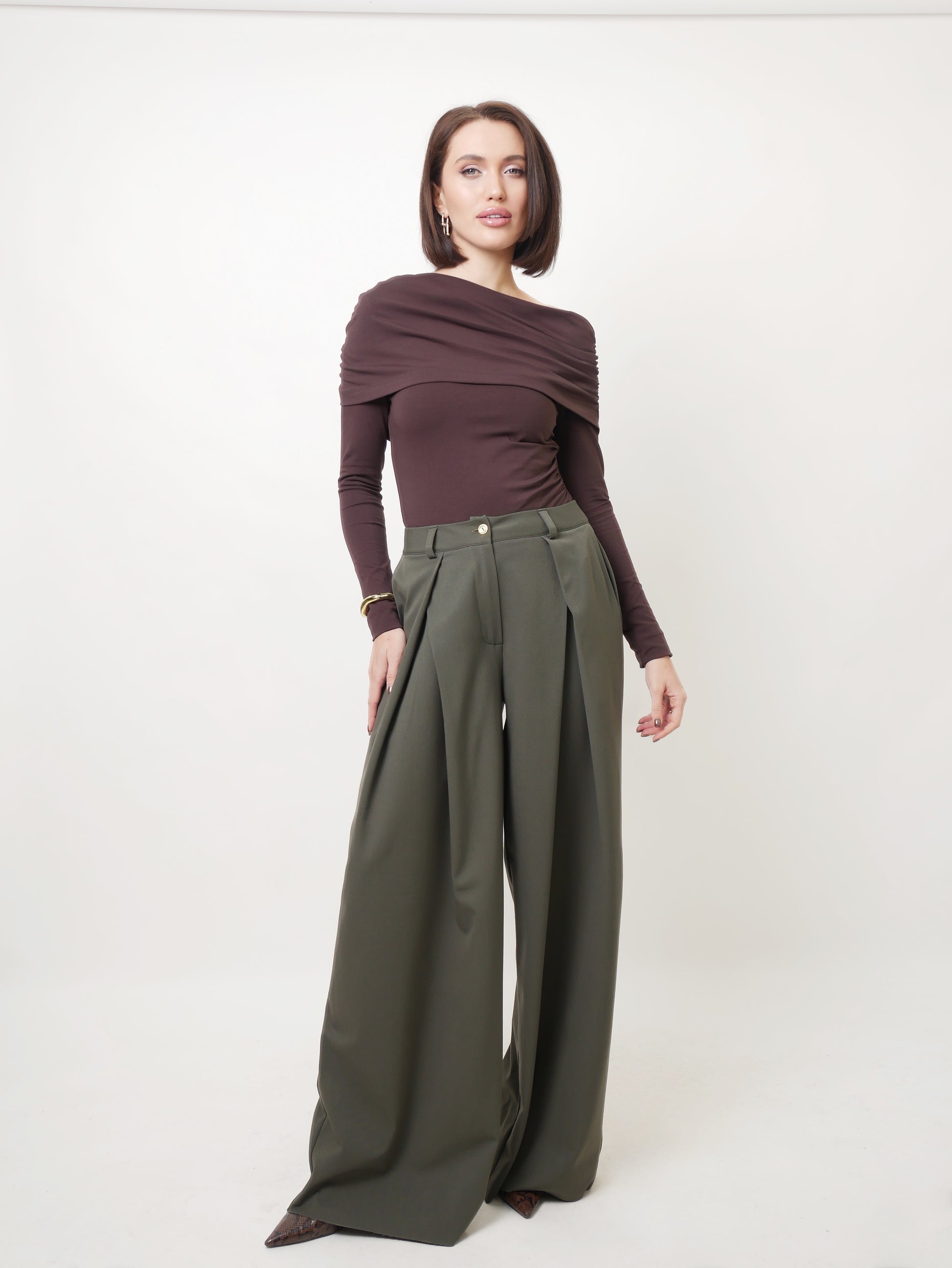 Kalhoty "Pleats" khaki