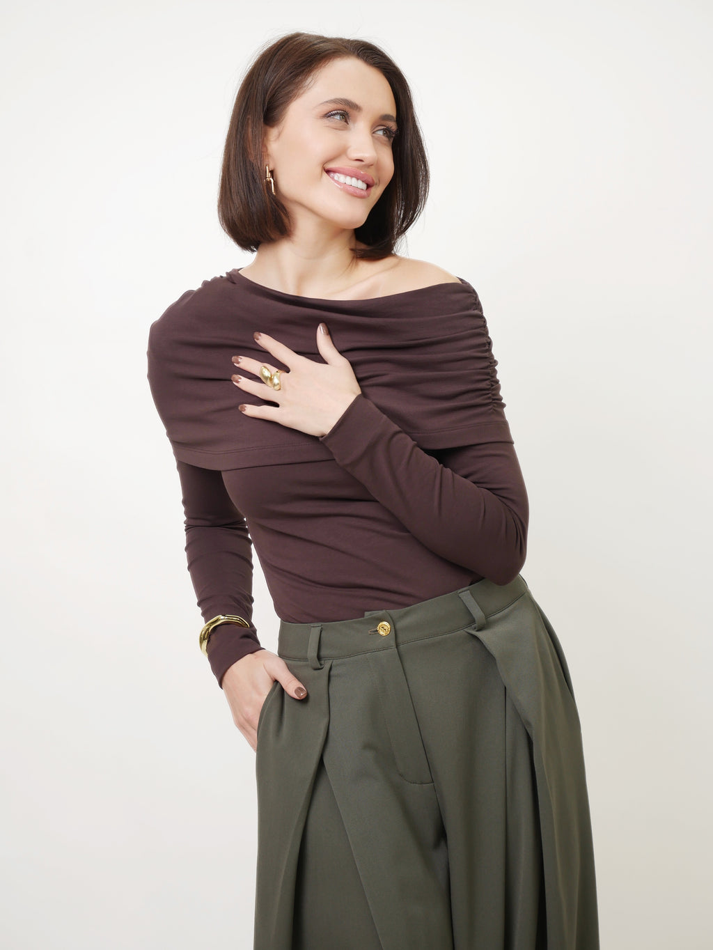 Kalhoty "Pleats" khaki