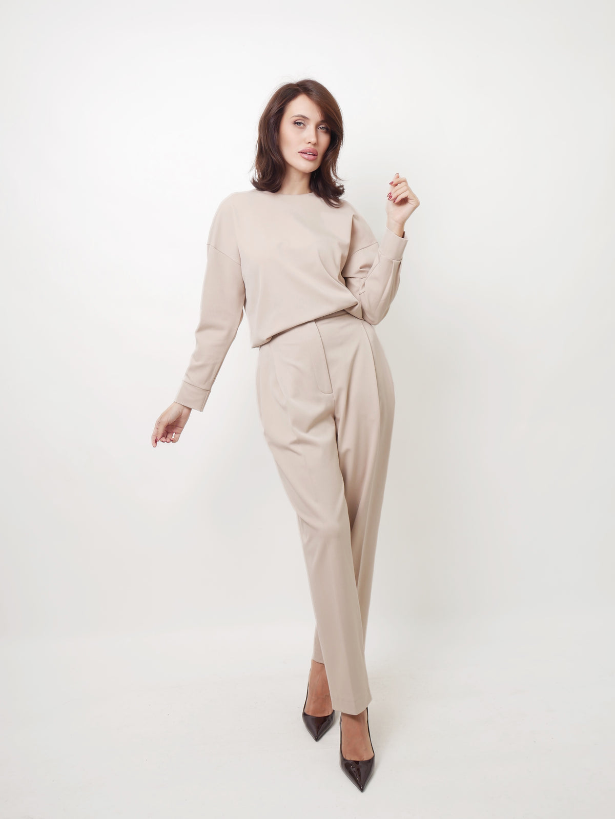 Cigaretové kalhoty pale beige