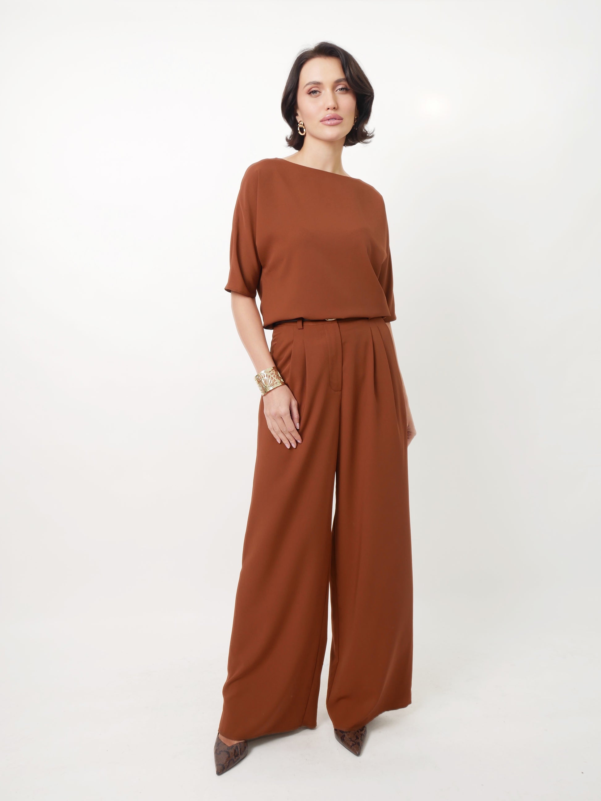 Top "Olive" cinnamon