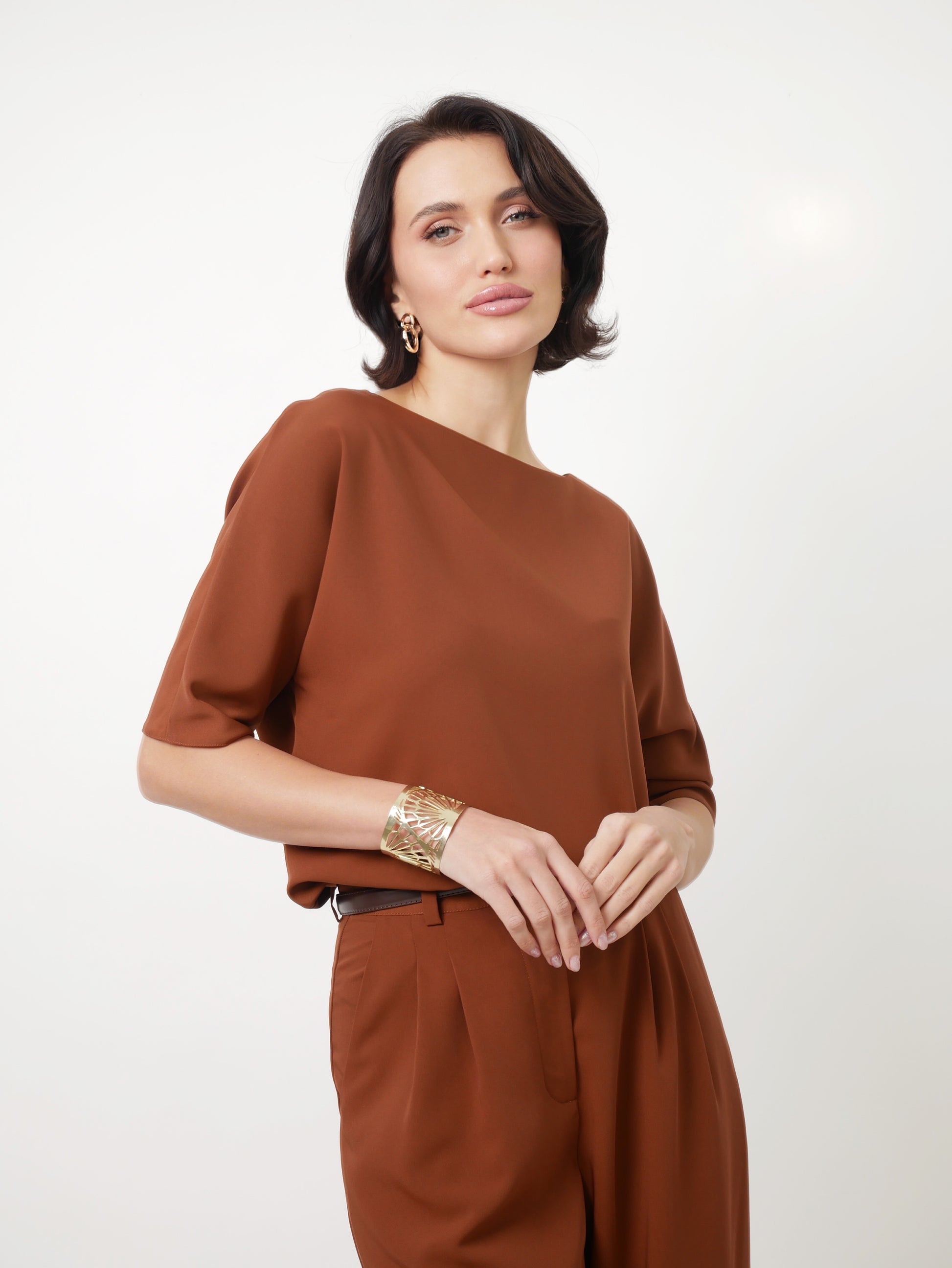 Top "Olive" cinnamon