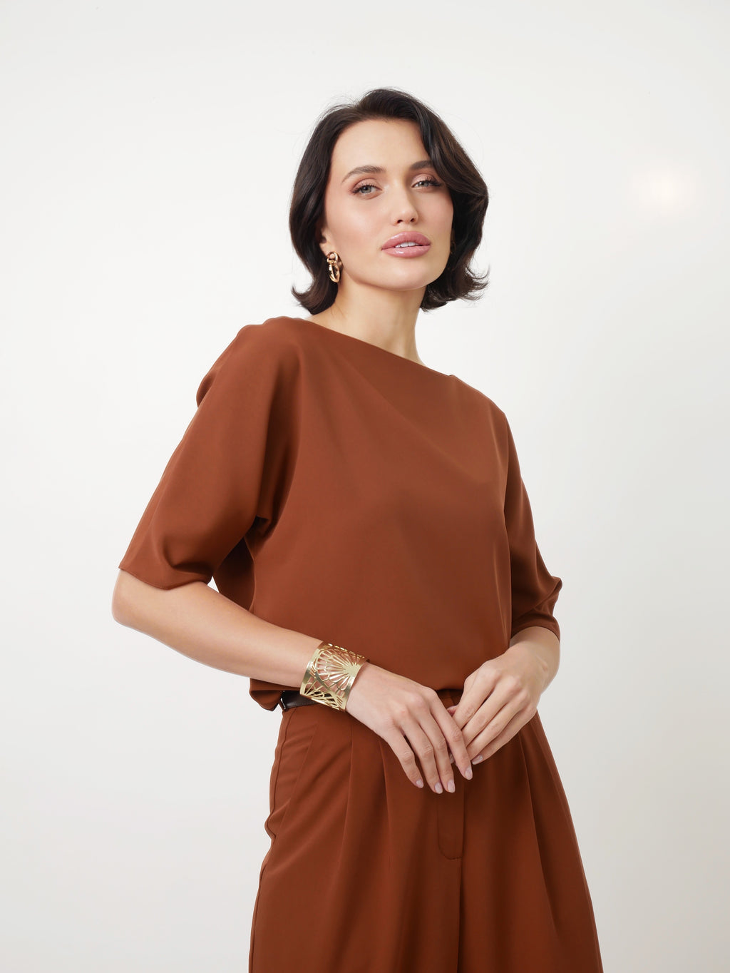 Top "Olive" cinnamon