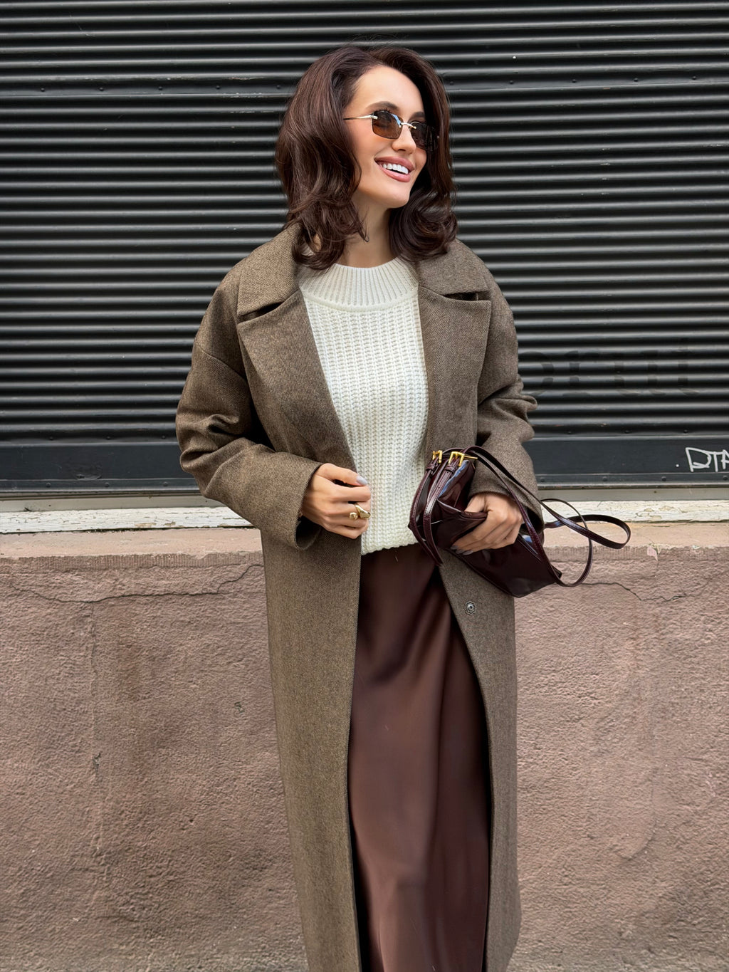 Kabát "Oversized" herringbone brown