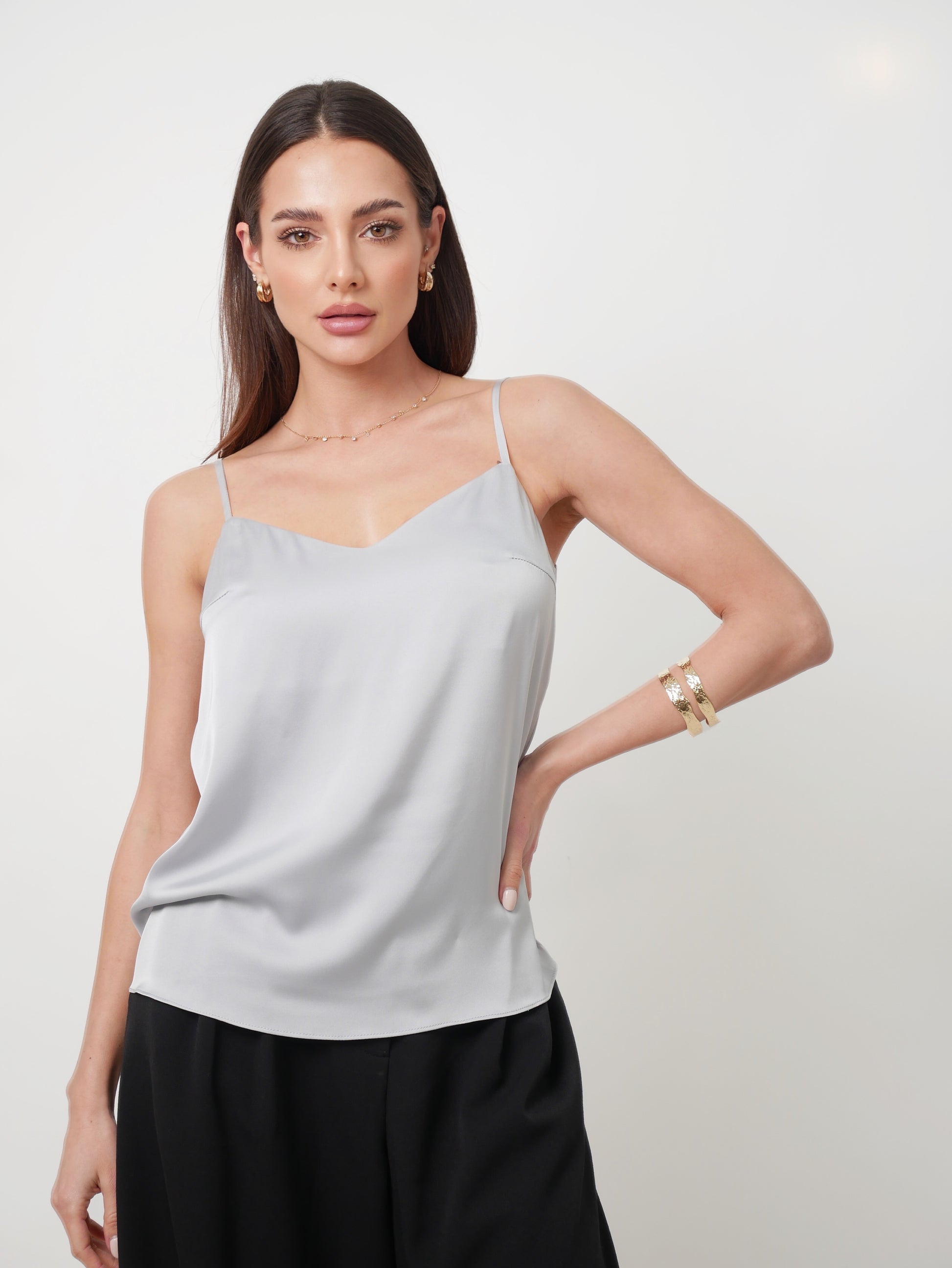 Saténový top "Basic" cold grey