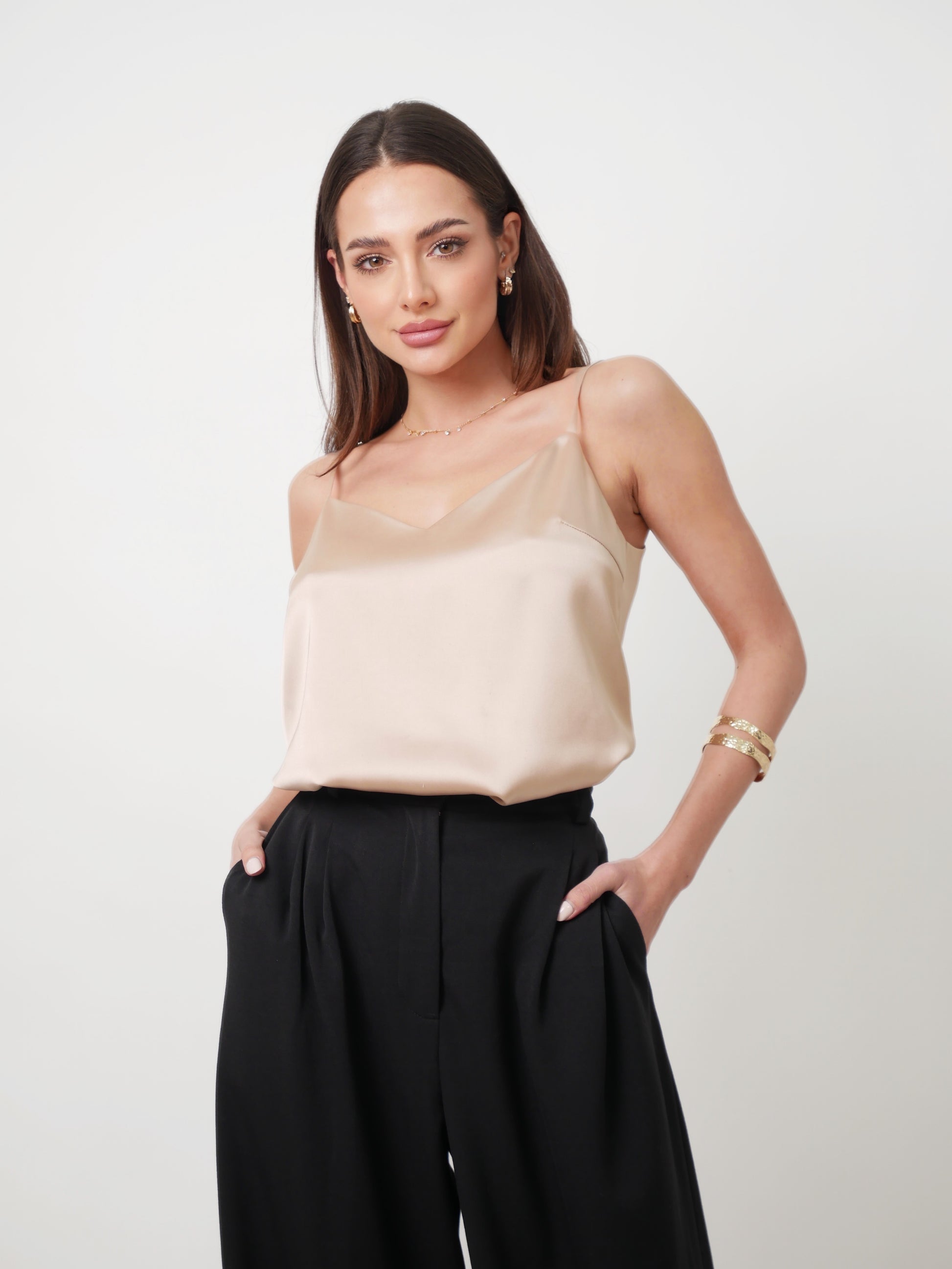 Saténový top "Basic" beige nude